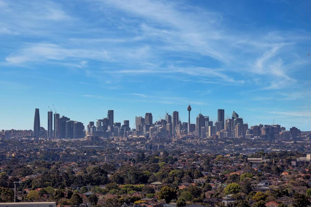 2 Bedroom In The Heart Of South Sydney